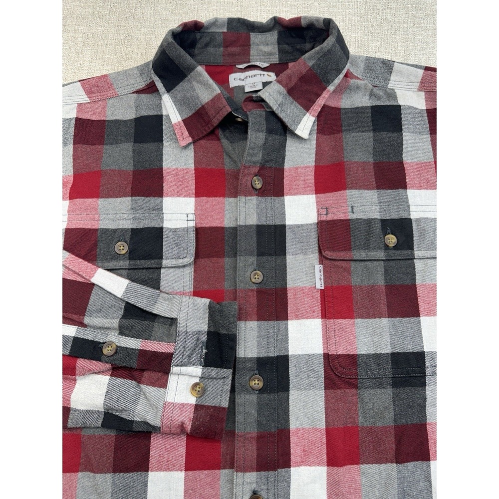 Carhartt Mens Red Plaid Long Sleeve Shirt Button Up Size Medium Thick Fabric.